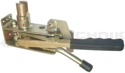 Curtain tensioner cutted right