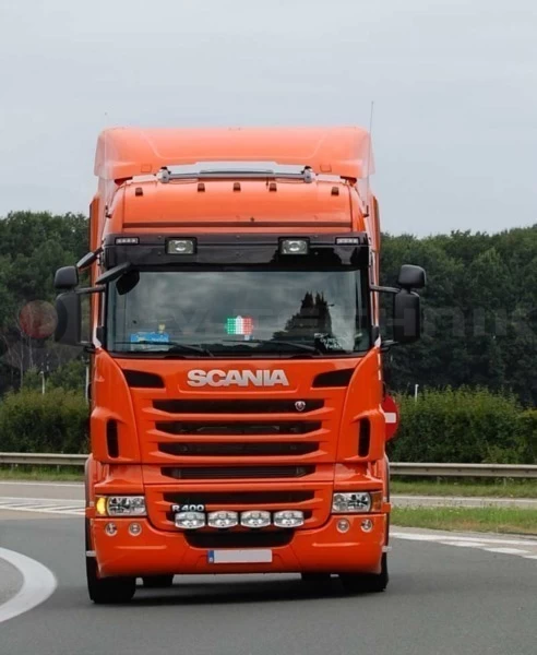 Scania napellenző Highline mély 4 lámpás