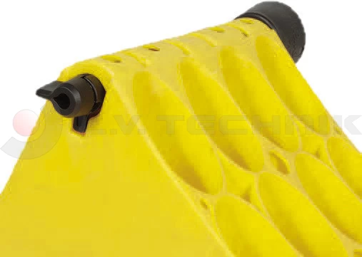 Plastic fixing support for chock G46