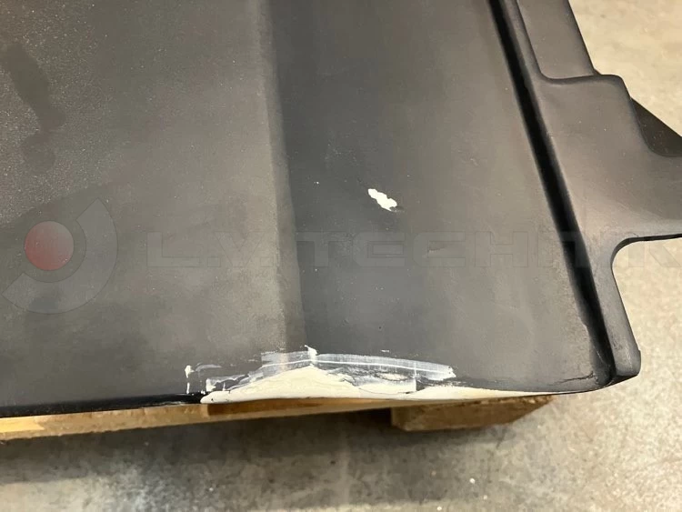 Mercedes MP4 door extension left